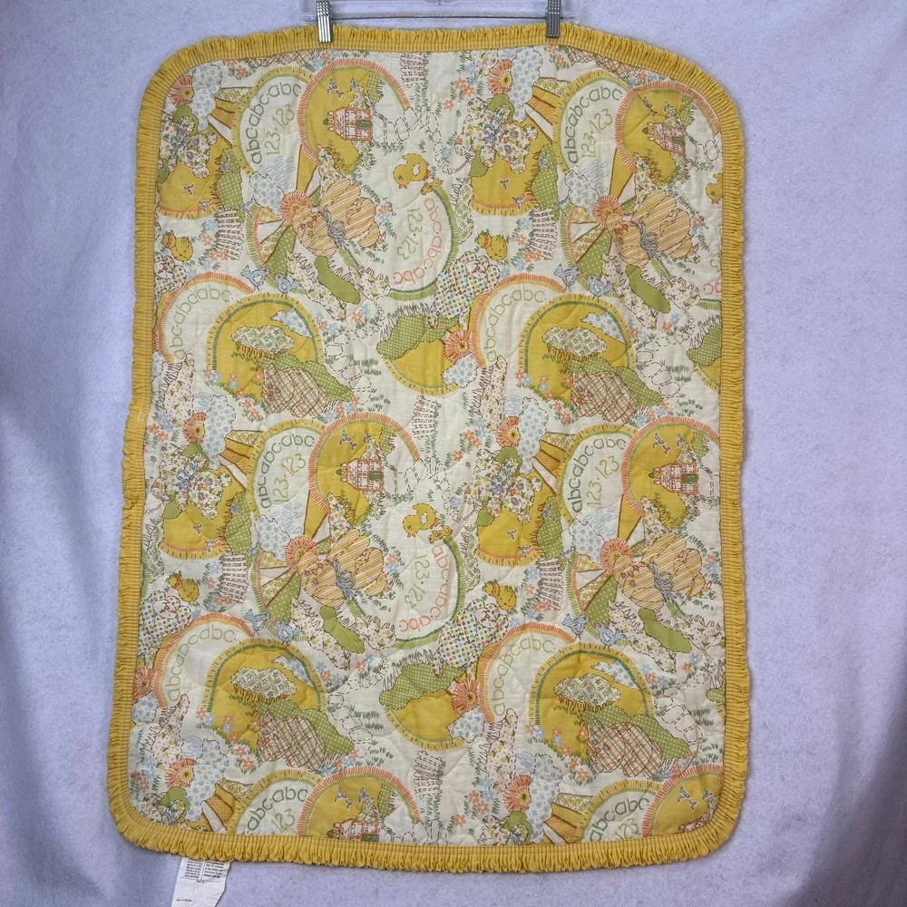Vintage Sears Yellow ABC 123 Animal Quilted Ruffle Baby Crib Blanket 33